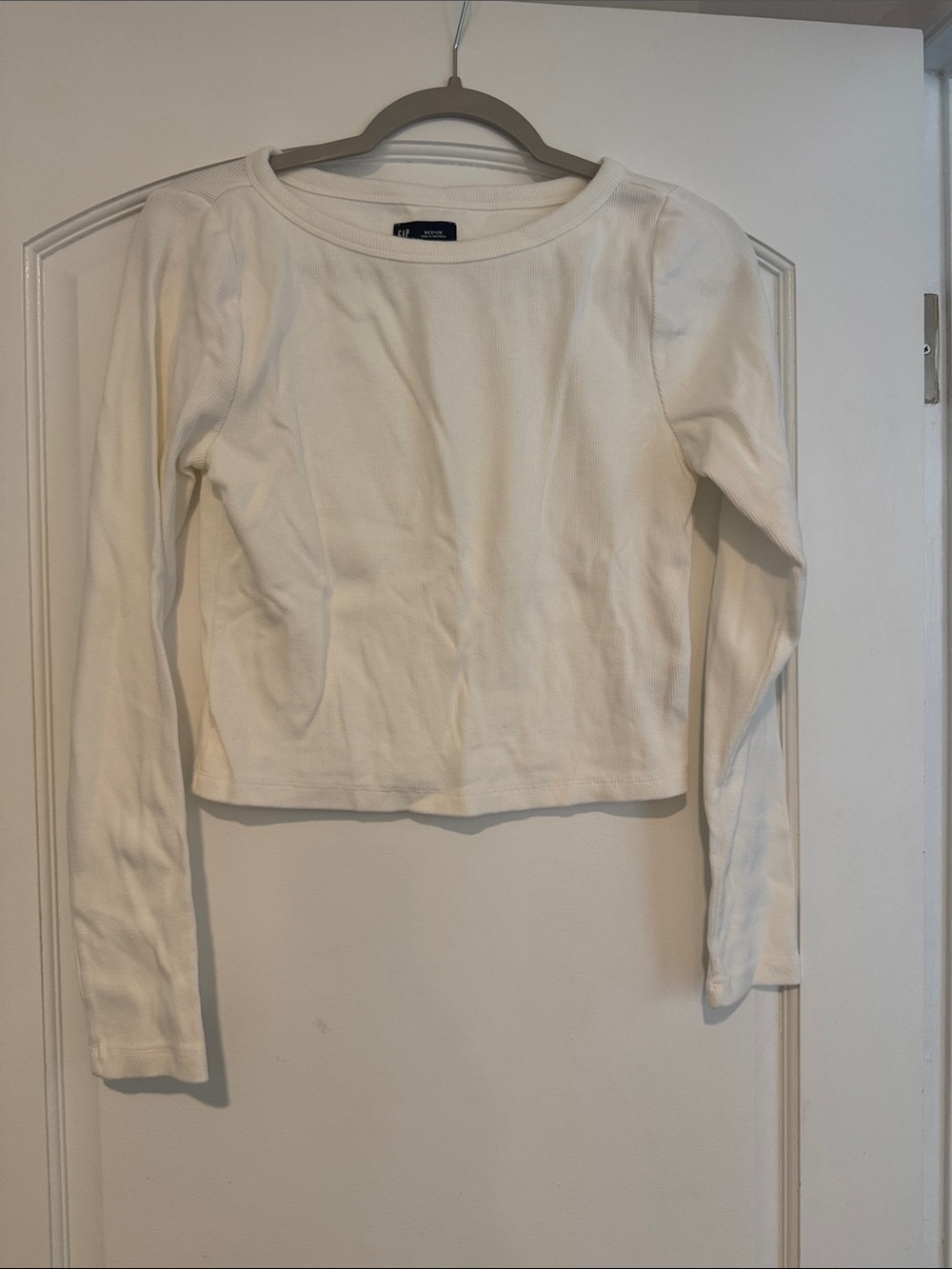 GAP White Long-Sleeve Ribbed Crop Top